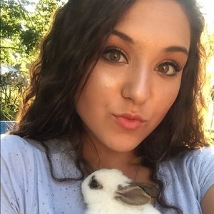 Meet your Posher, Talya